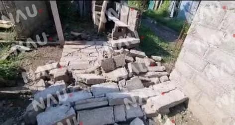 Albañil se lesiona al caerle una barda