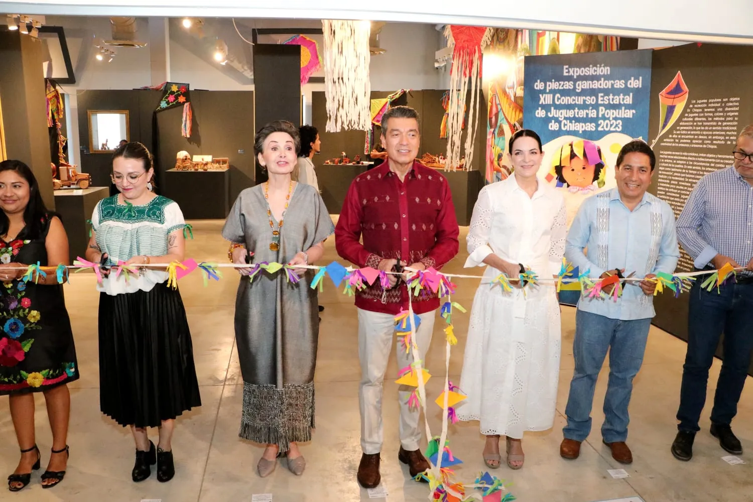 Premia Rutilio Escandón a ganadores del Concurso Estatal de Juguetería Popular de Chiapas 2023
