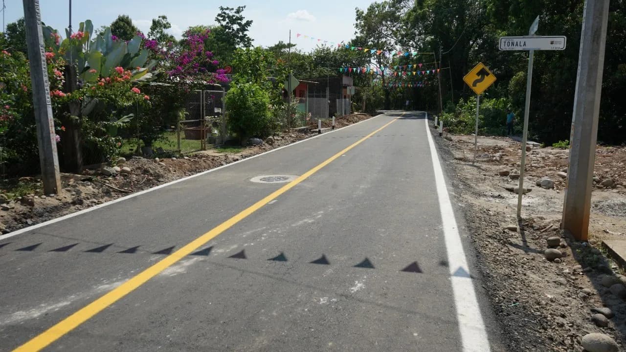 GOBIERNO DEL ESTADO Y MUNICIPAL ENTREGAN CALLES EN LAS COLONIAS BELÉN I, LOMAS DE SAN ÁNGEL Y EL CONSUELO