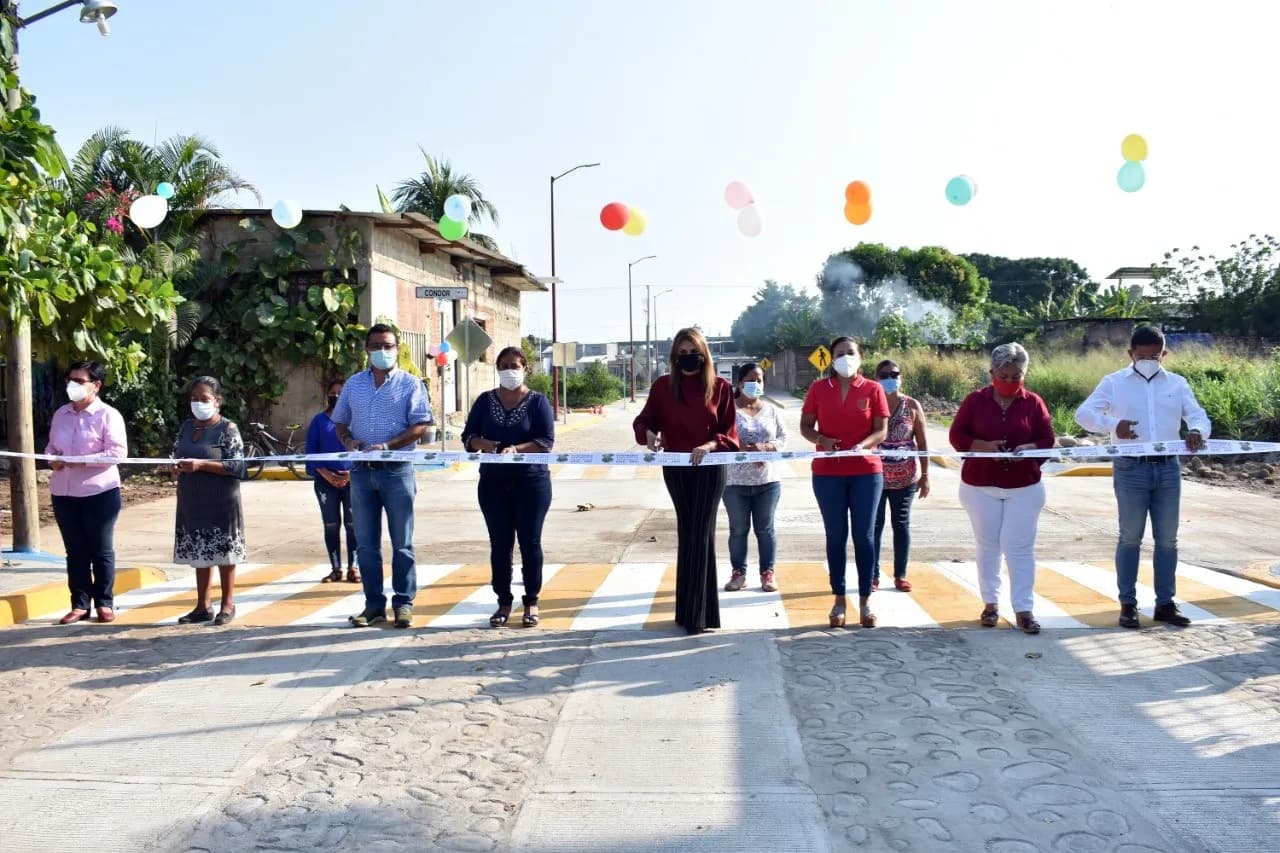 EL AYUNTAMIENTO DE TAPACHULA ENTREGÓ OBRA EN BENEFICIO DE LA COLONIA AVIACIÓN