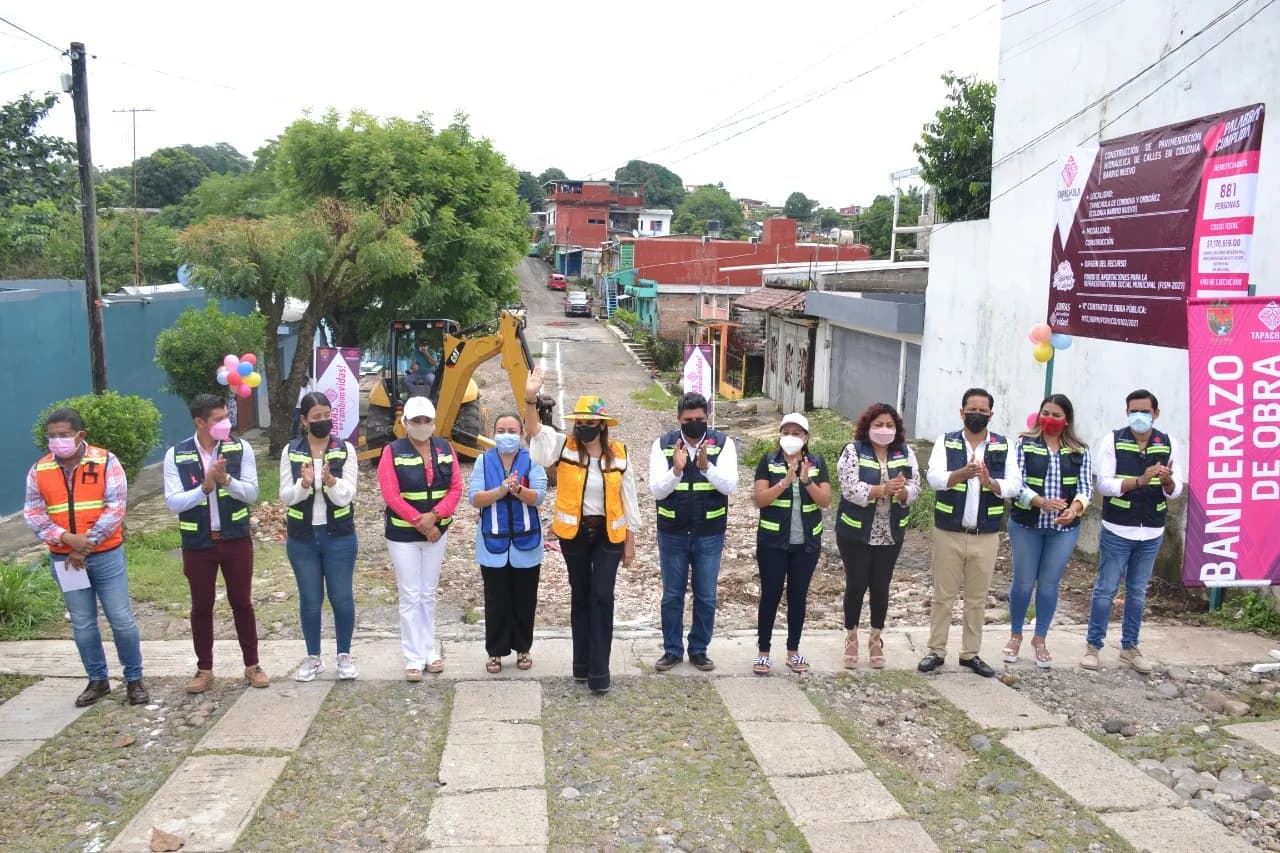 AYUNTAMIENTO DE TAPACHULA INICIA OBRAS DE PAVIMENTACIÓN EN COLONIAS 5 DE FEBRERO Y BARRIO NUEVO