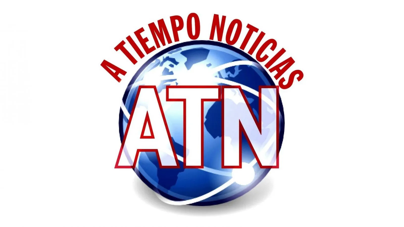 Abandonan camioneta sobre una banqueta