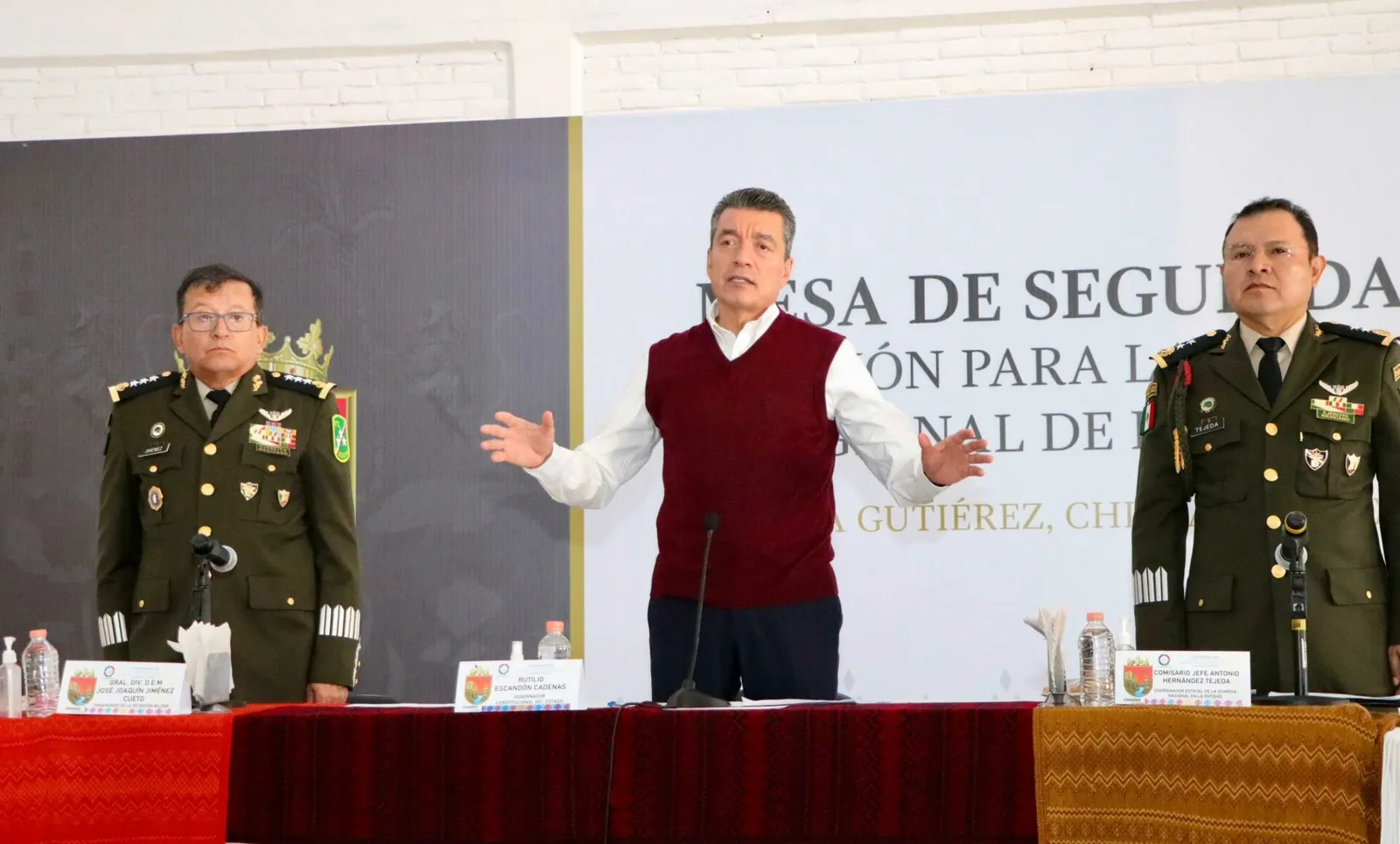 Uso de aeronaves oficiales para atender emergencias ha permitido salvar muchas vidas: Rutilio Escandón