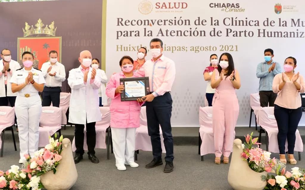 En Huixtla, Rutilio Escandón pone en marcha la primera Clínica de la Mujer para la Atención de Parto Humanizado