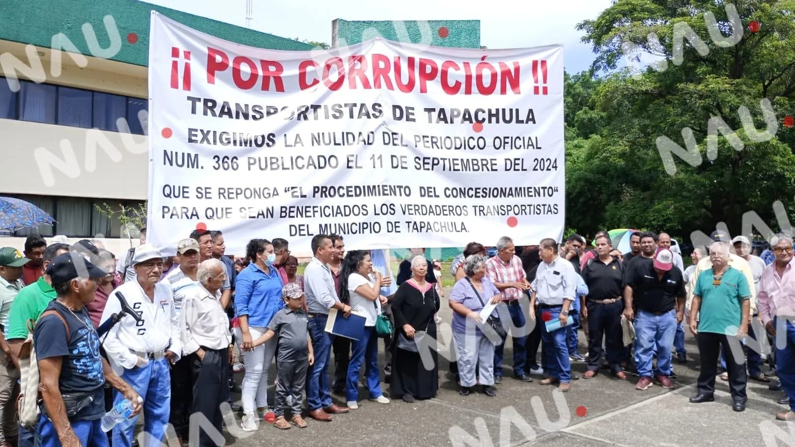 Fracasa convocatoria de transportistas acusados de vender concesiones, cada vez están más solos