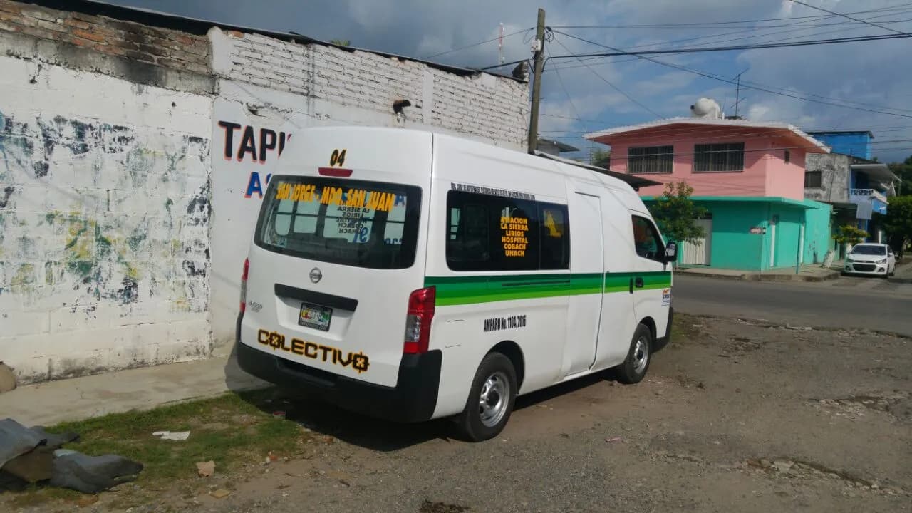 Transportistas tratan de evitar emplacamiento de unidades amparadas equivalente a un concesionamiento anticipado
