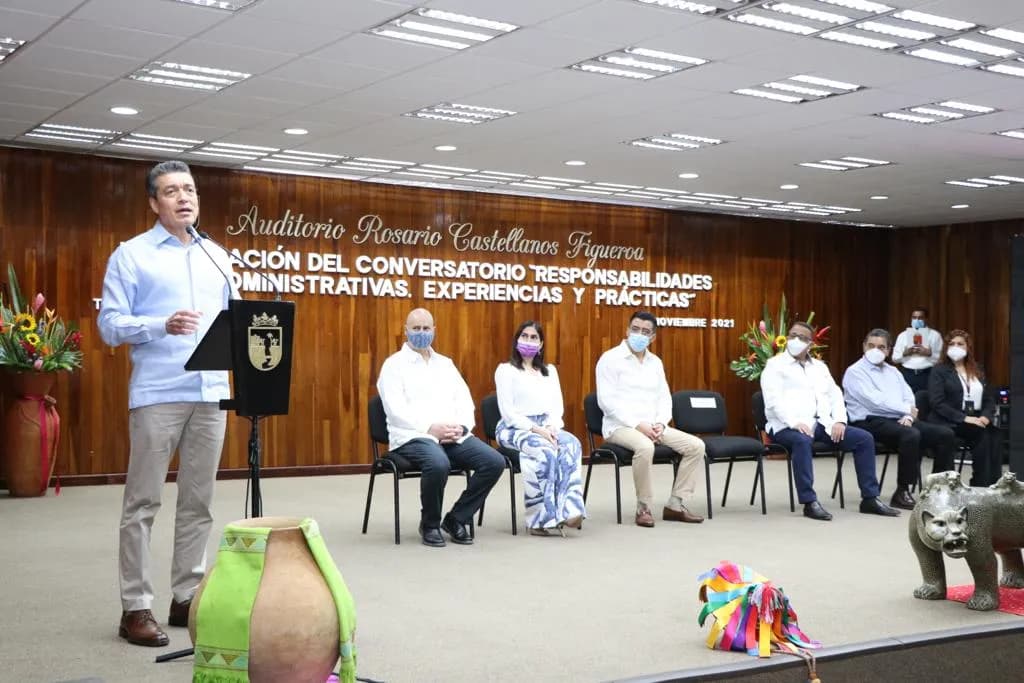 Rutilio Escandón inaugura Conversatorio en Materia de Fiscalización