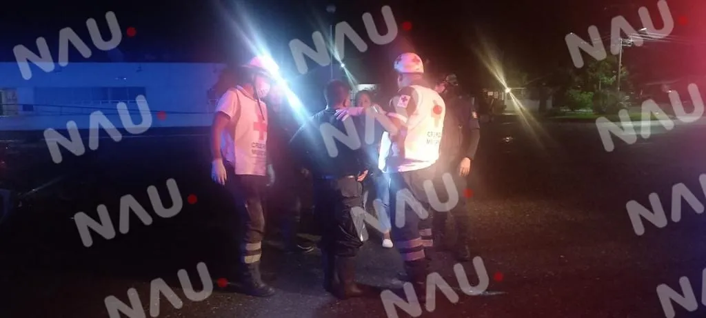 Atiende cruz roja a señor atropellado frente al fraccionamiento La Ceiba