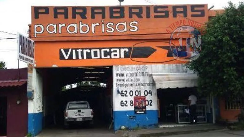 Se roban carro en la empresa Vitrocar