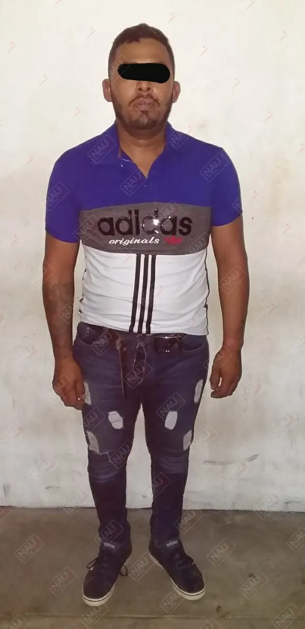 Detienen a sujeto armado con pistola