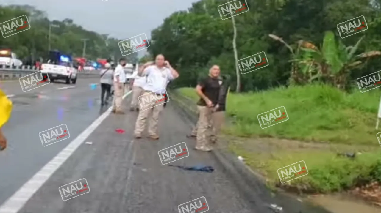 Siguen trabajando los dos elementos de Migración suspendidos por el Gobierno Federal.