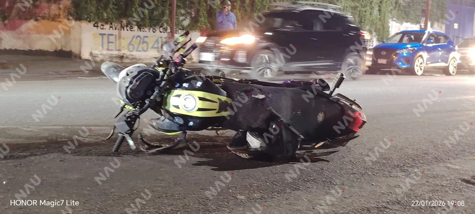 Accidente vial deja dos jóvenes lesionados en el centro de Tapachula
