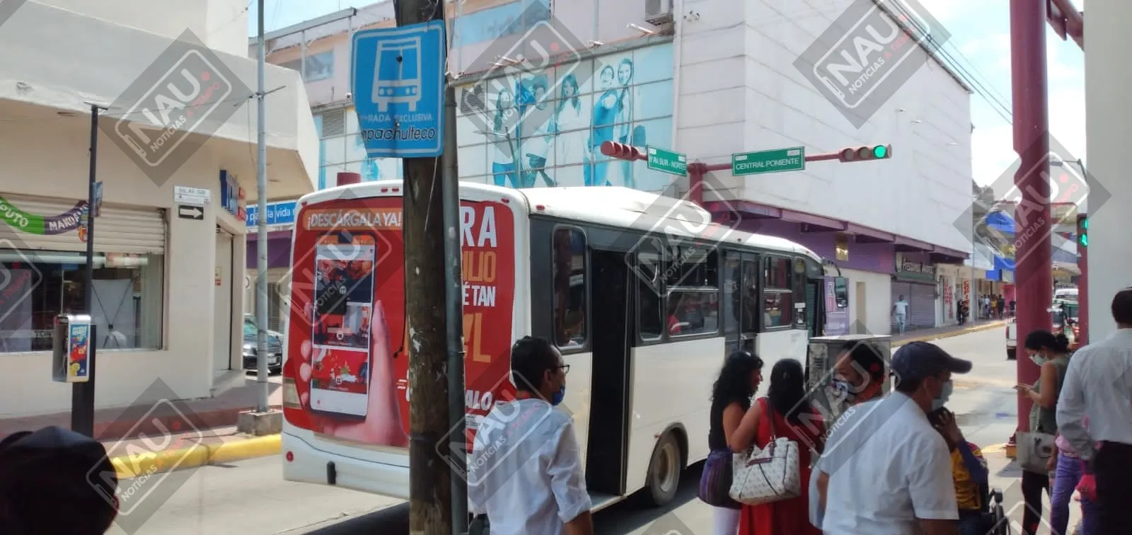 Presuntos normalistas secuestran autobús Tapachulteco