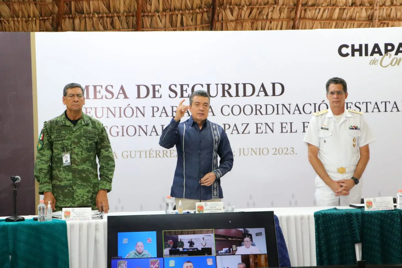 Gracias al uso de aeronaves oficiales para atender la salud, en Chiapas se están salvando vidas: Rutilio Escandón