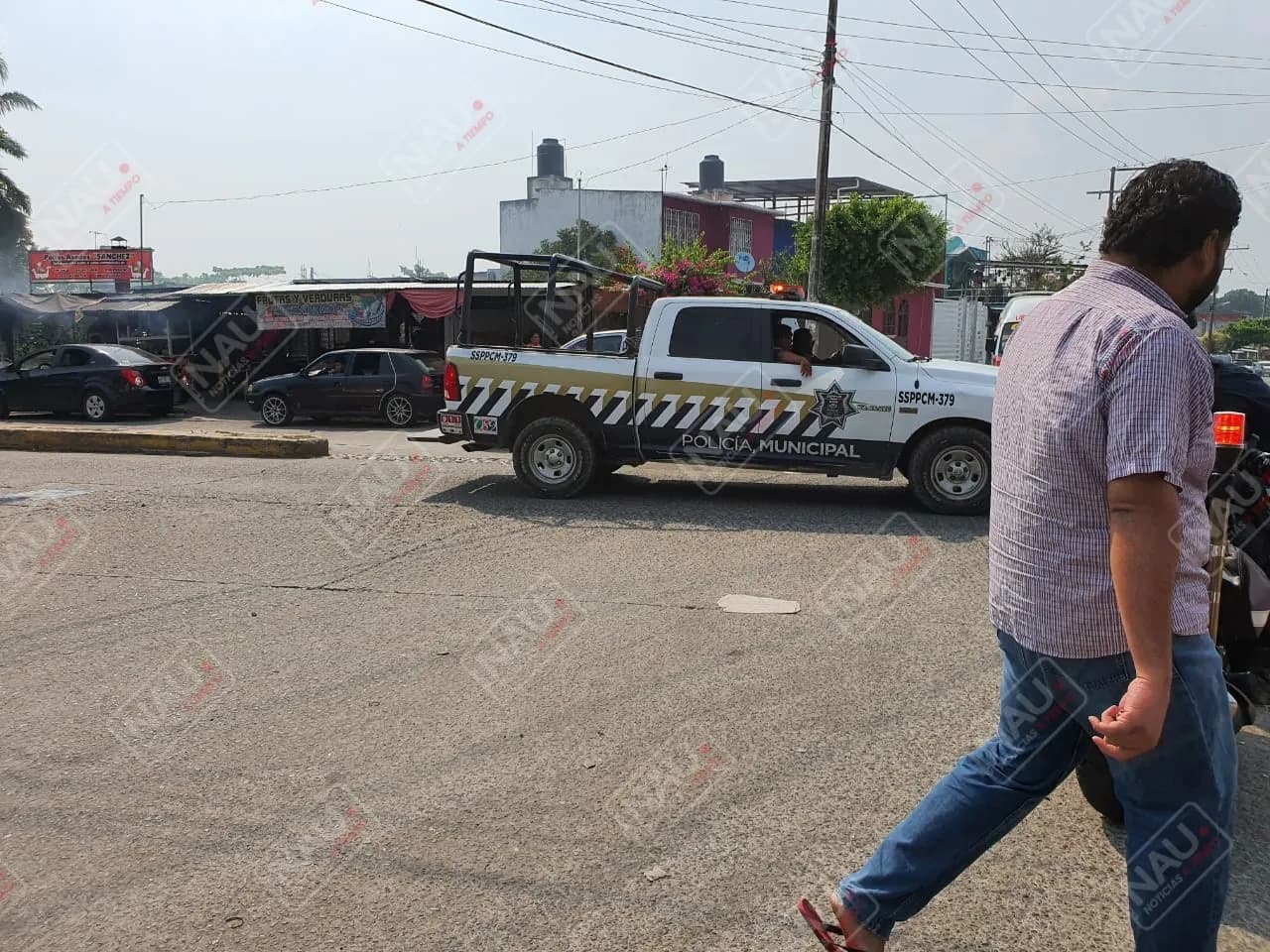 Delincuentes se roban una motocicleta