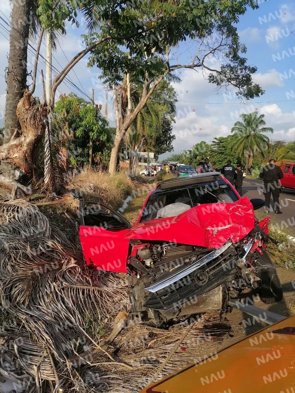 Tres lesionados deja accidente en la carrera a Puerto Madero