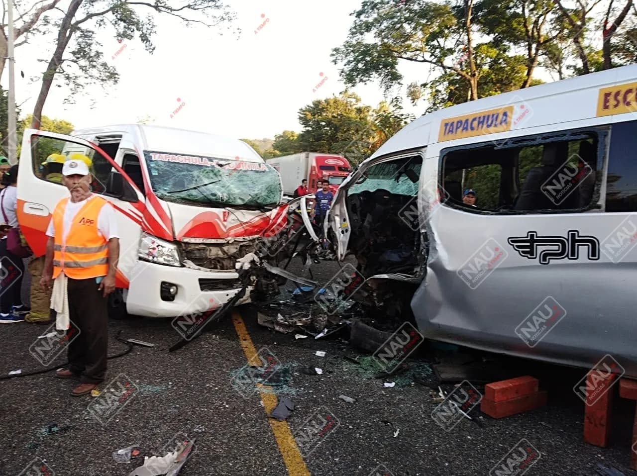 Colectivos chocaron de frente
