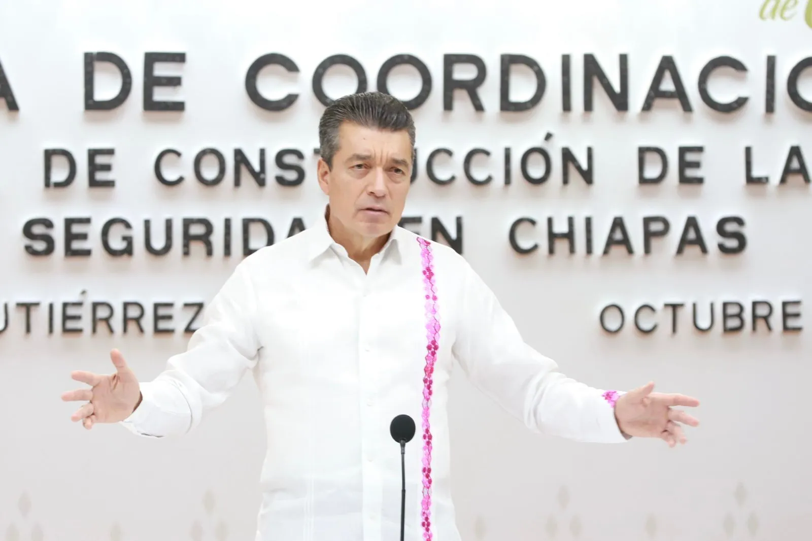 Personas afectadas por lluvias no están solas, tienen el respaldo de sus autoridades: Rutilio Escandón