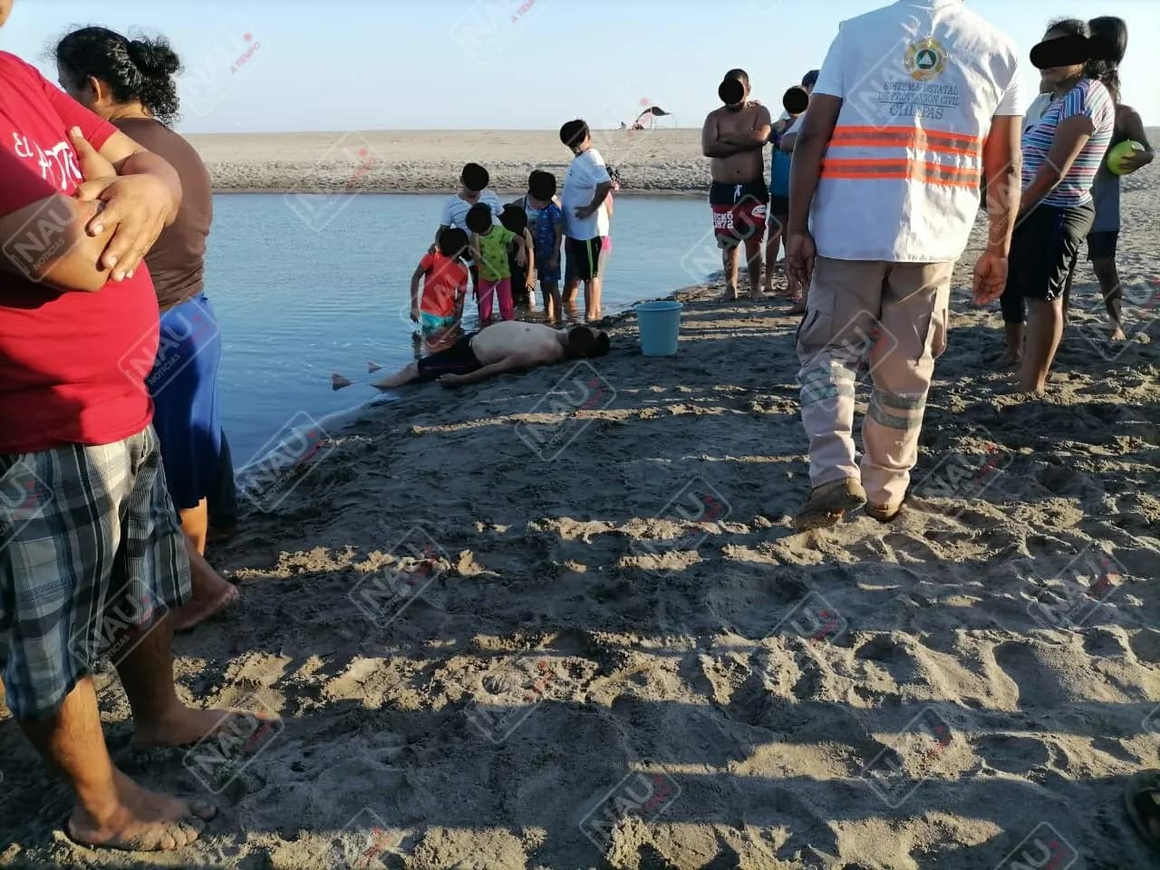 Se aventó un clavado en el estero de Barrita de Pajón y se murió desnucado