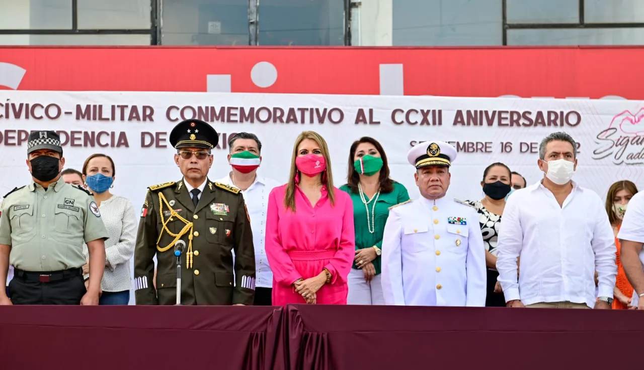 CON FERVOR PATRIO Y ENTUSIASMO CIUDADANO REGRESÓ A TAPACHULA EL DESFILE CÍVICO MILITAR