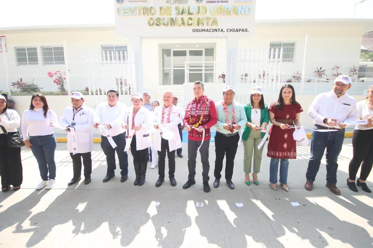 Tras años de abandono, Rutilio Escandón inaugura reconversión del Centro de Salud Urbano de Osumacinta