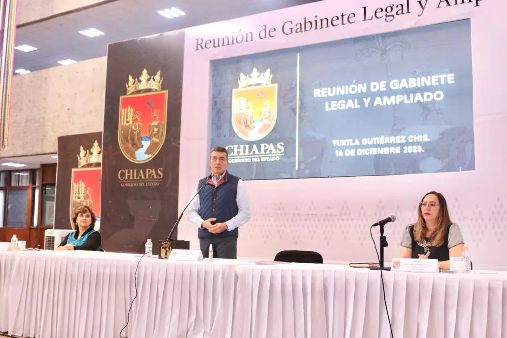 Chiapas cerrará un año con crecimiento económico y mayor bienestar social, destaca Rutilio Escandón