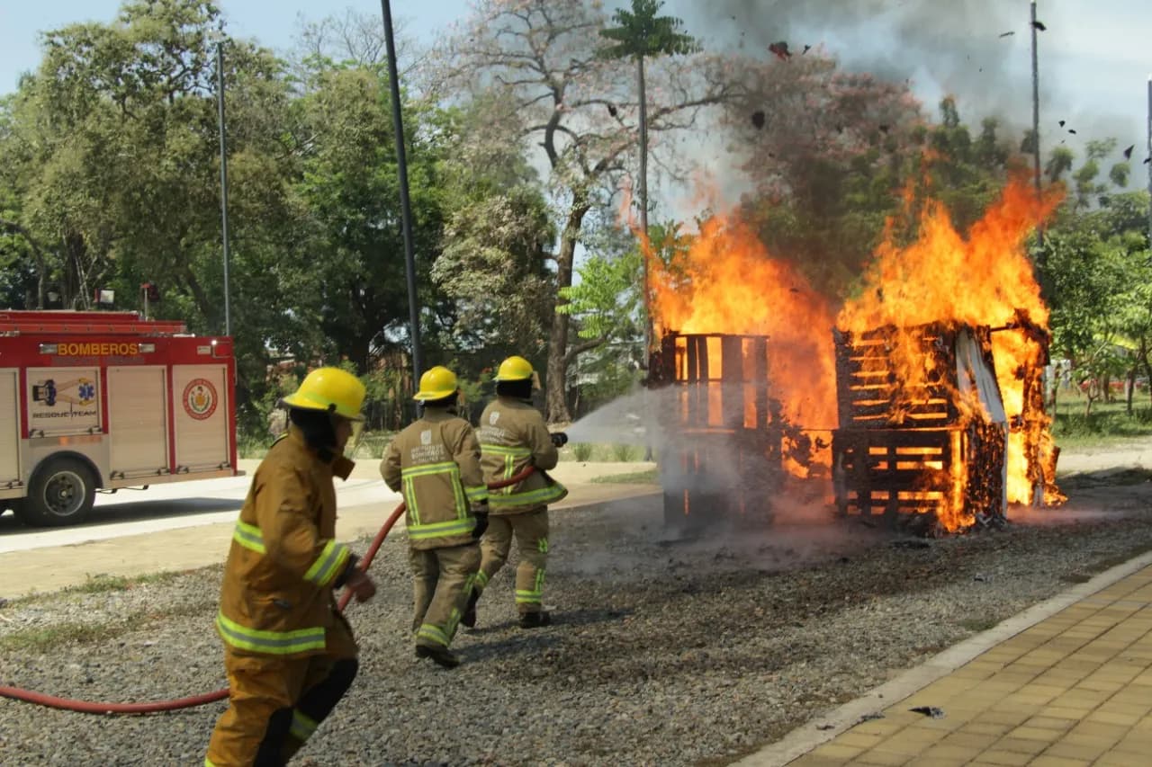 REALIZAN FERIA DE SEGURIDAD Y PROTECCIÓN CIVIL EN TAPACHULA