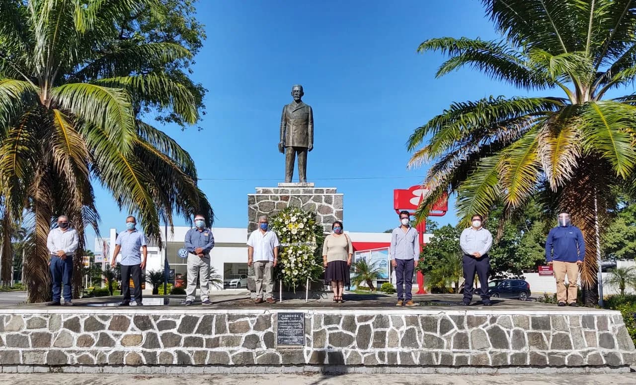 AYUNTAMIENTO DE TAPACHULA RECONOCE LABOR DE PERIODISTAS Y COMUNICADORES