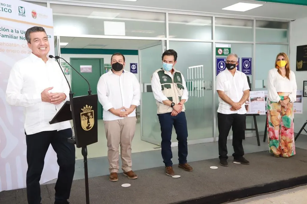 Rutilio Escandón y Zoé Robledo anuncian cobertura del 69 % en vacunación anticovid en Chiapas