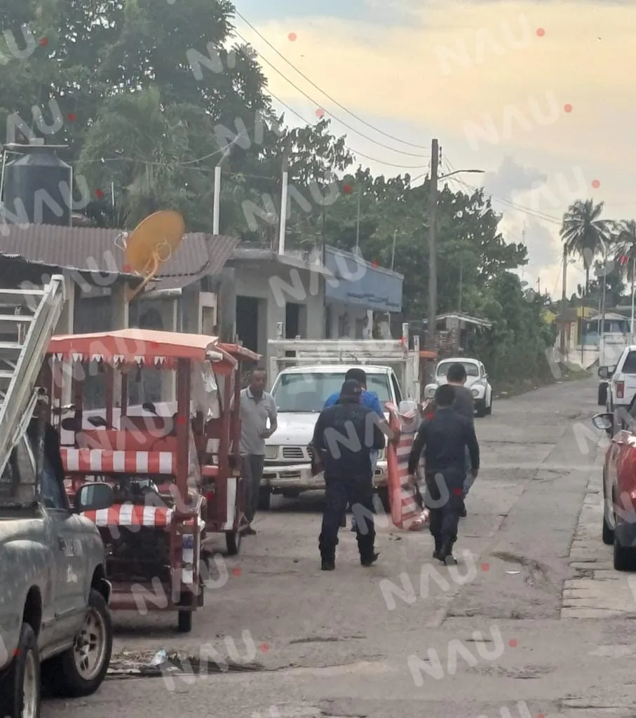 Tres lesionados en choque de dos mototriciclo