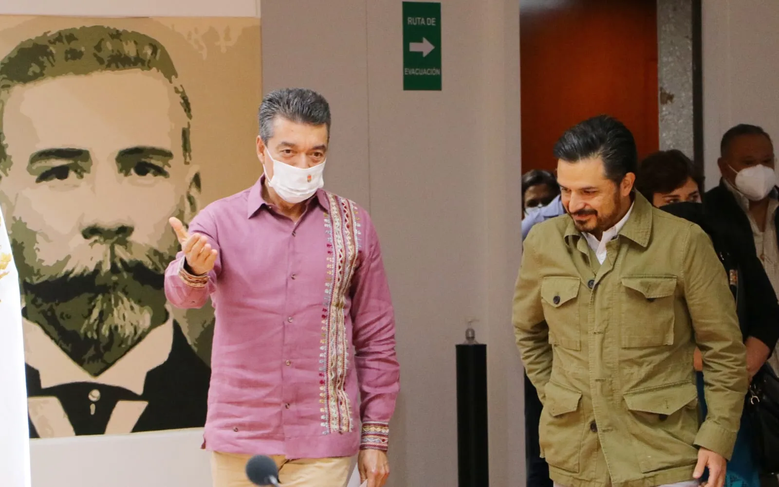 Rutilio Escandón y Zoé Robledo suman esfuerzos hacia la transformación del sistema de salud