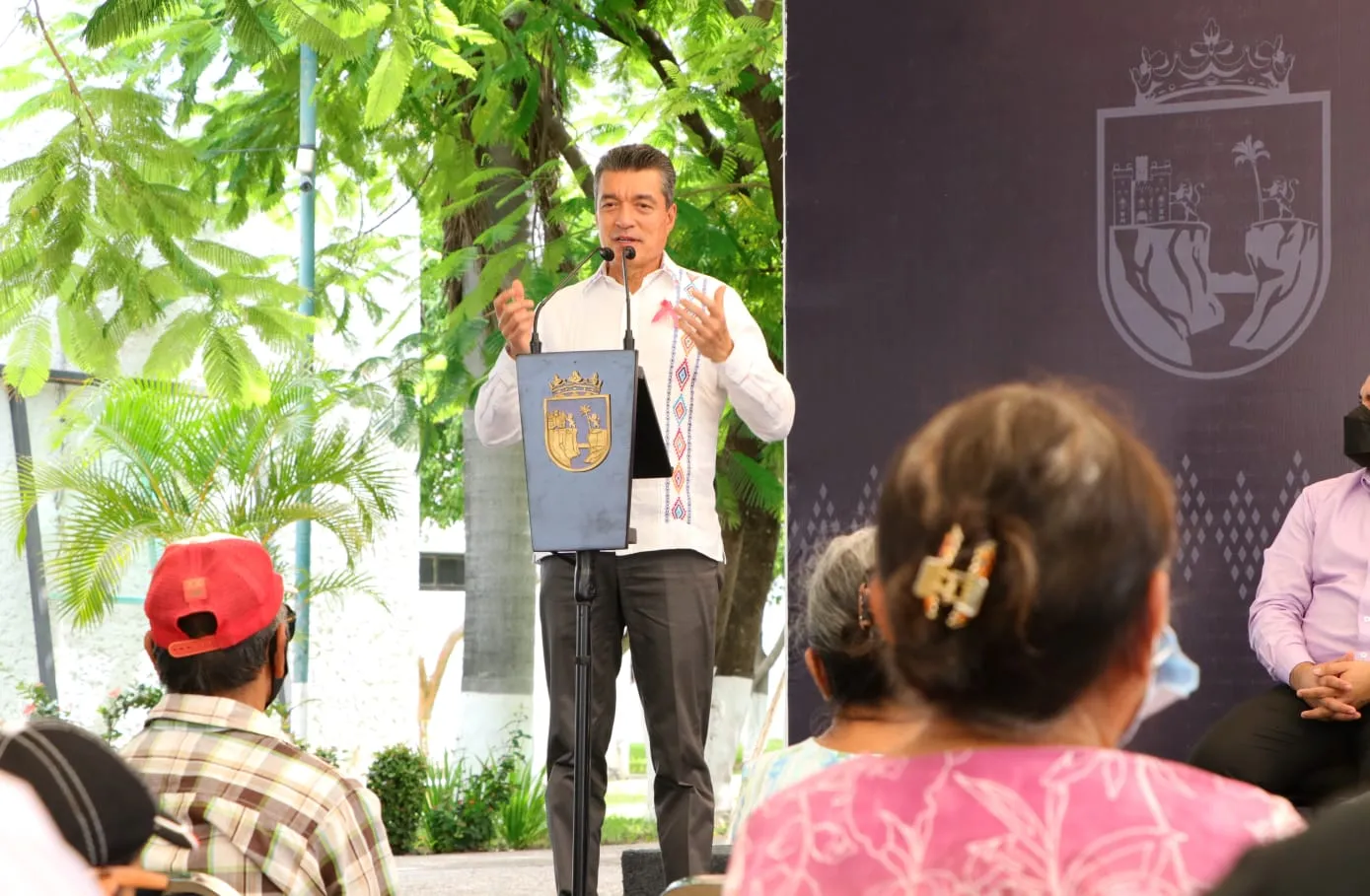 Junto a la Federación, beneficiamos a más de 400 personas con cirugías de cataratas: Rutilio Escandón