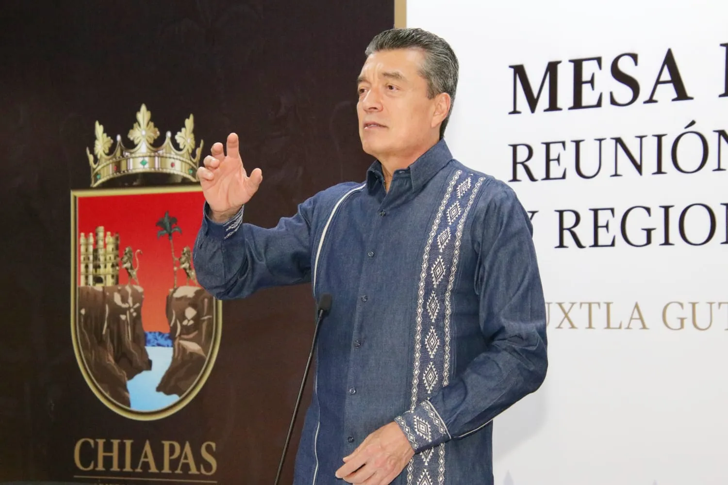 Aeronaves oficiales registran 3 mil operaciones de auxilio al pueblo de Chiapas: Rutilio Escandón