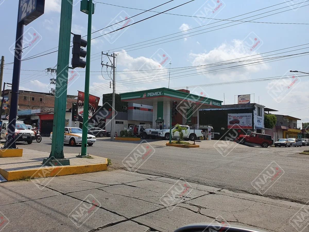 Asaltan gasolinera Zafiro