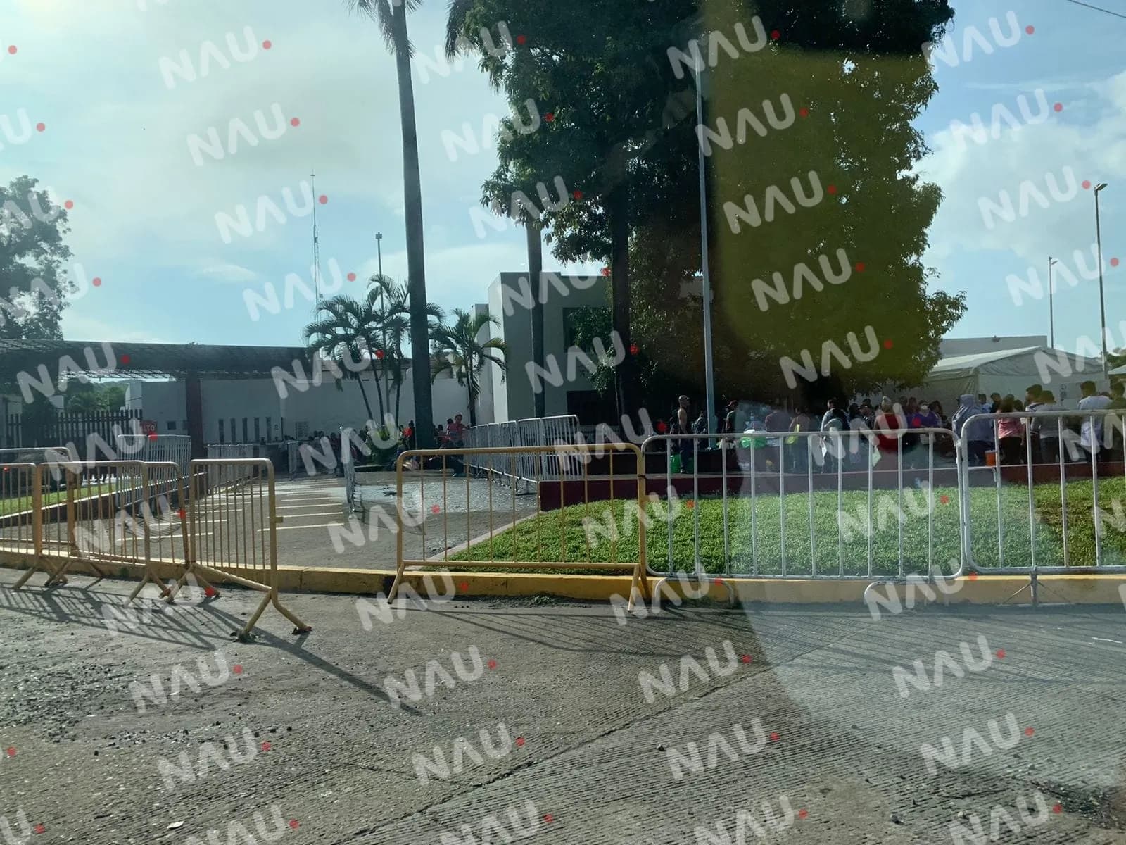40 migrantes se amotinan en la estación siglo XXI