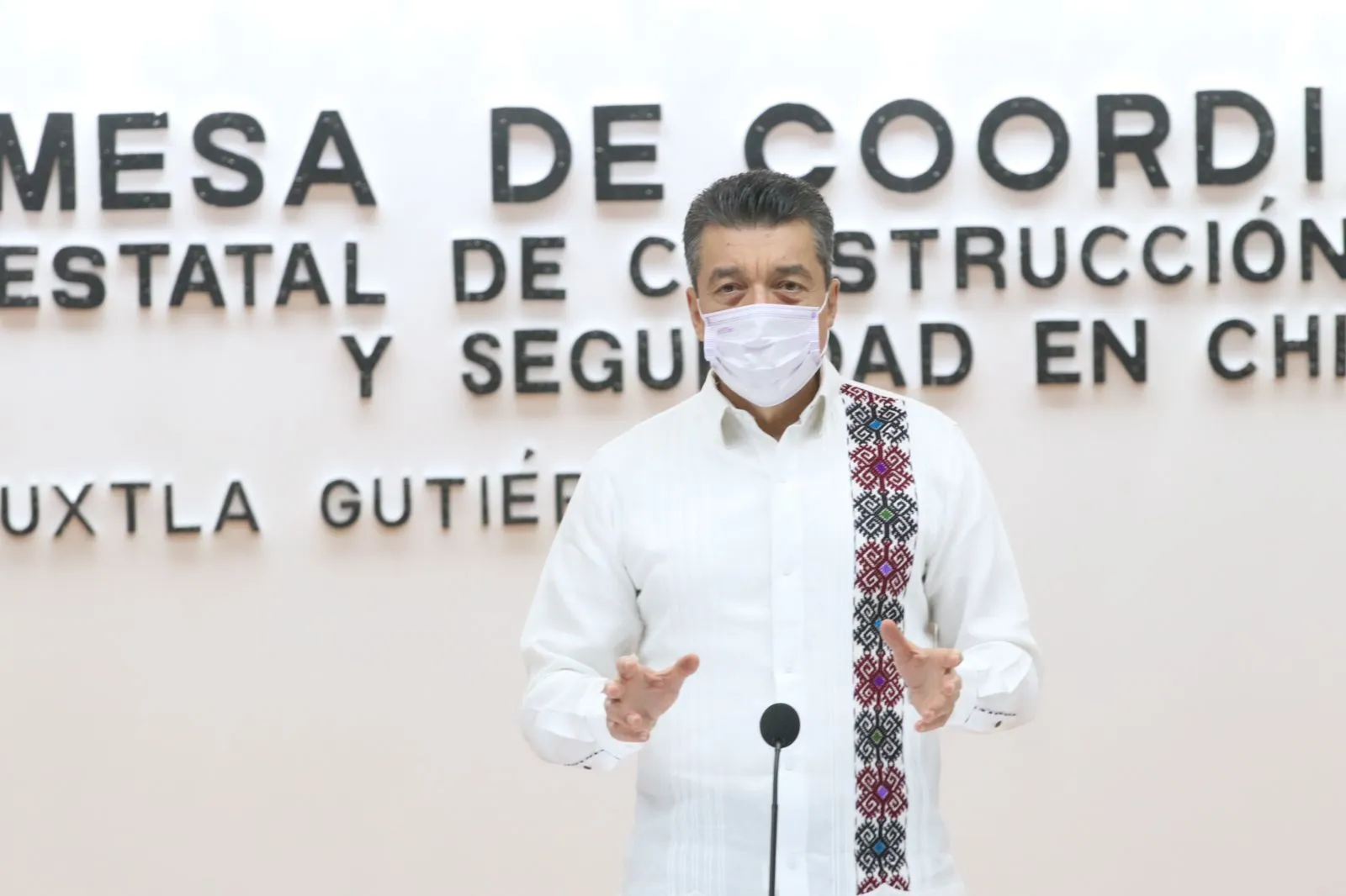 Destaca Rutilio Escandón alegría y entusiasmo por regreso a las aulas en la nueva normalidad