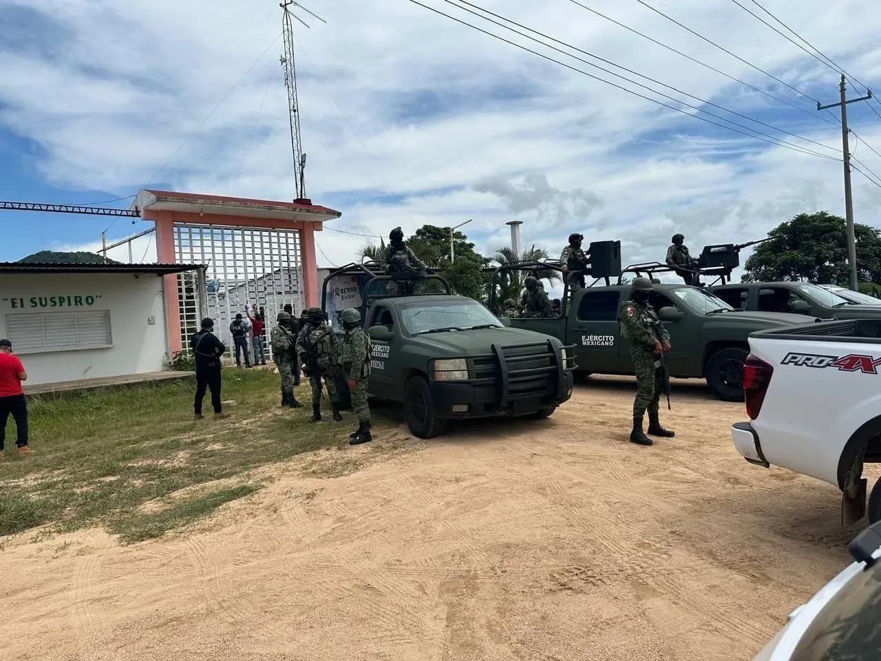 Vinculan a proceso a 4 personas del CJNG a quienes les aseguraron fentanilo, armas y Cocaína