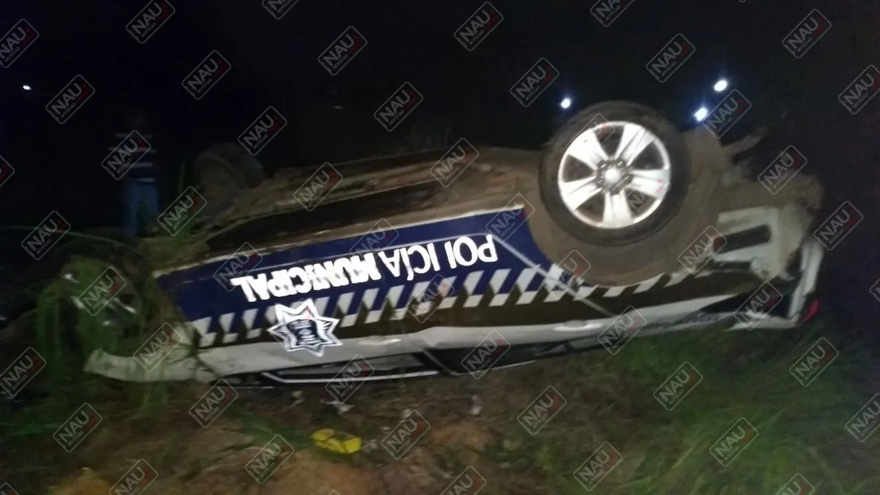 Dos policías lesionados al volcar patrulla de SPM de Tapachula