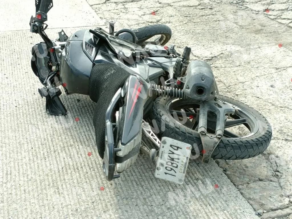Motociclista lesionado fue auxiliado por paramédicos de grupo SAE