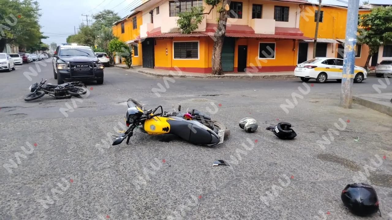 Choque entre motocicletas deja tres lesionados en la 13 Norte