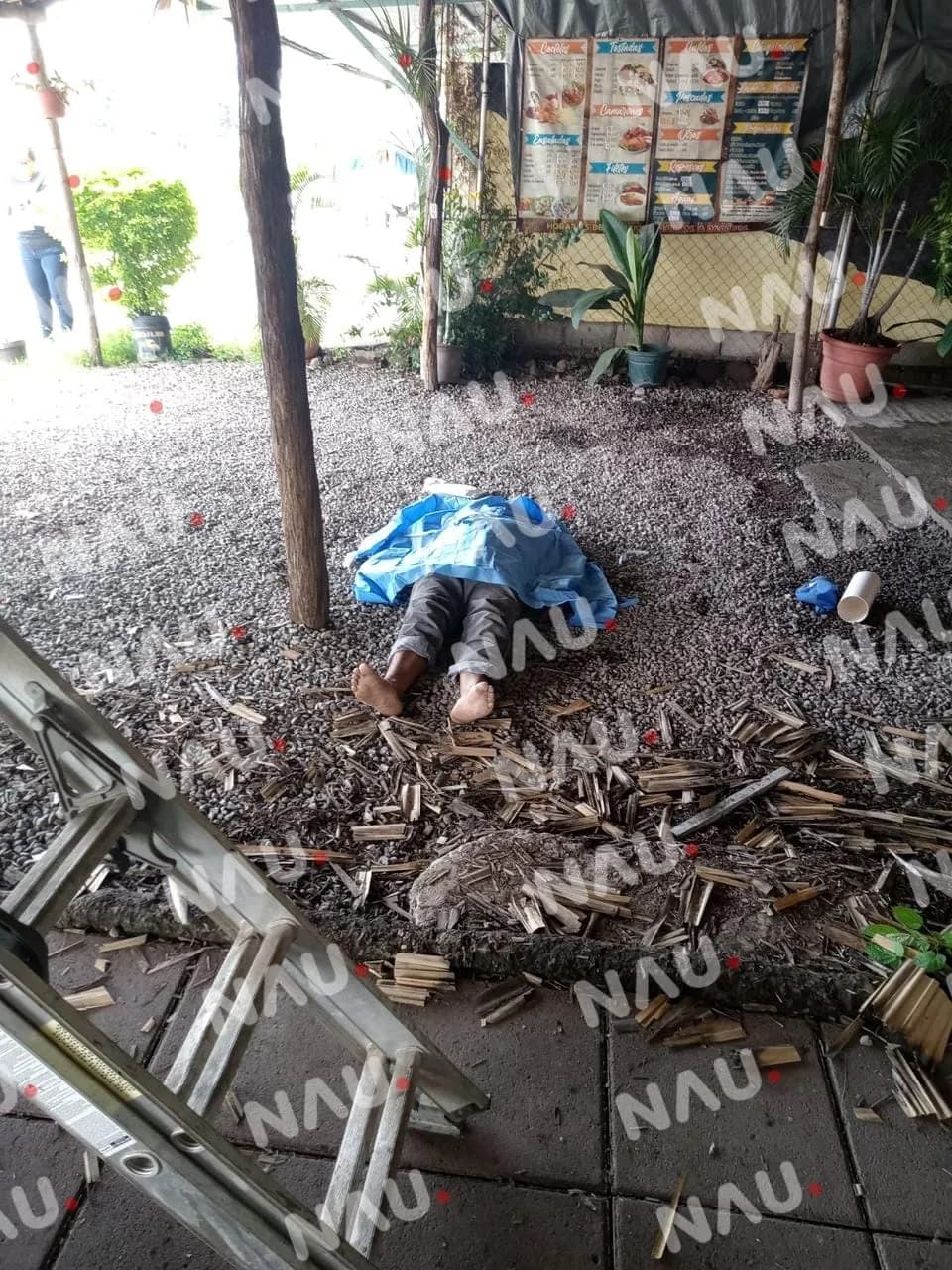 Muere un trabajador de una palapa