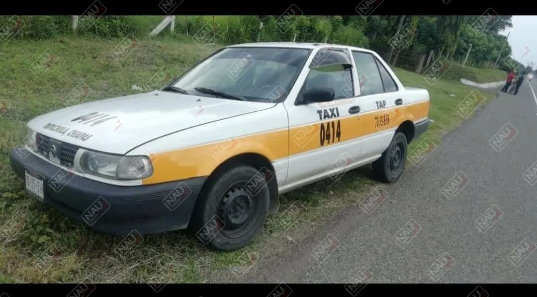 Localizan taxi abandonado en Poste Rojo