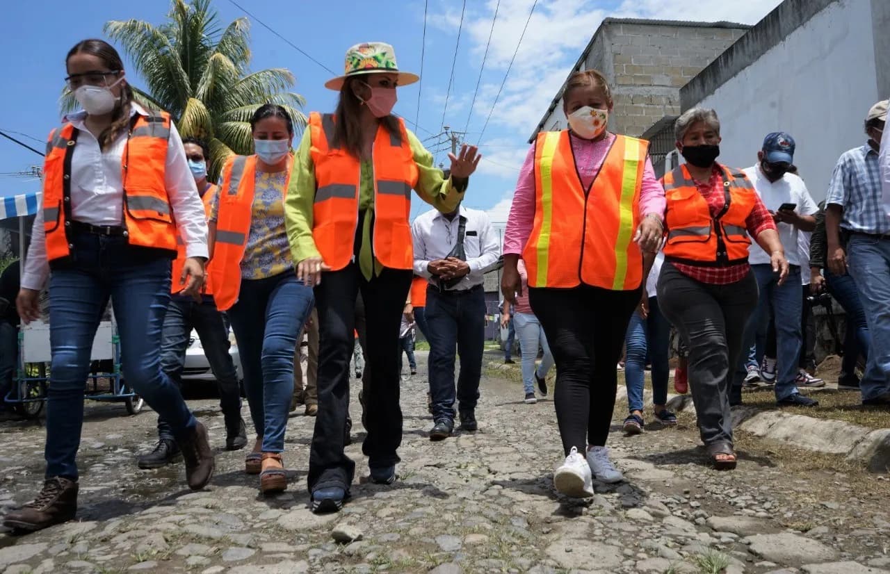 Inician Obra De Construcción De Calle En Fraccionamiento El Paraíso