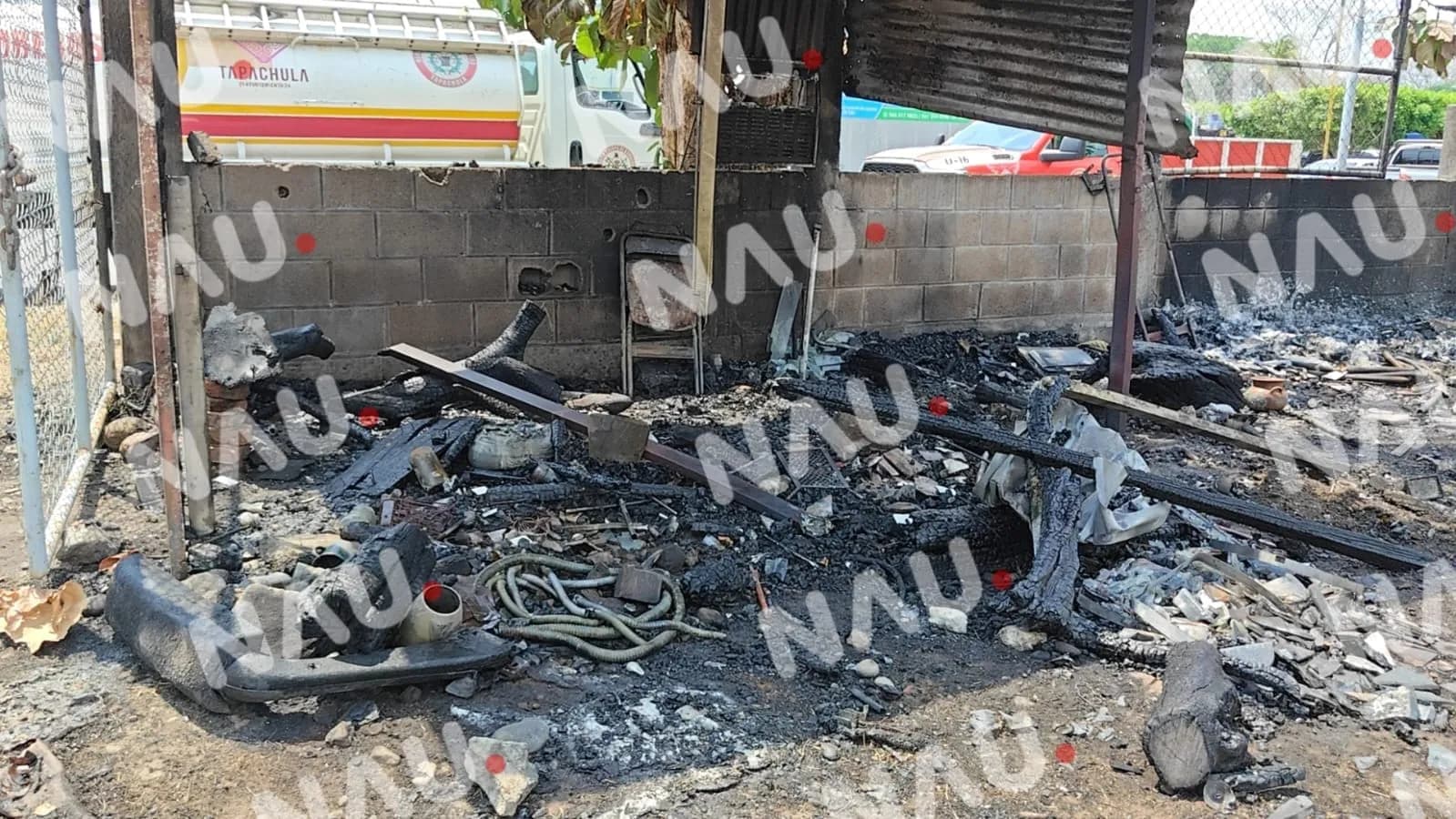 Incendio en Tapachula causa daños a vehículos