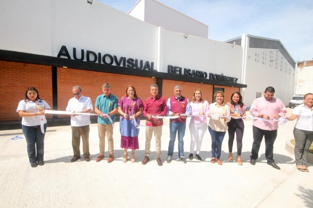 Inaugura Rutilio Escandón rehabilitación integral del Auditorio “Belisario Domínguez” del Indeporte