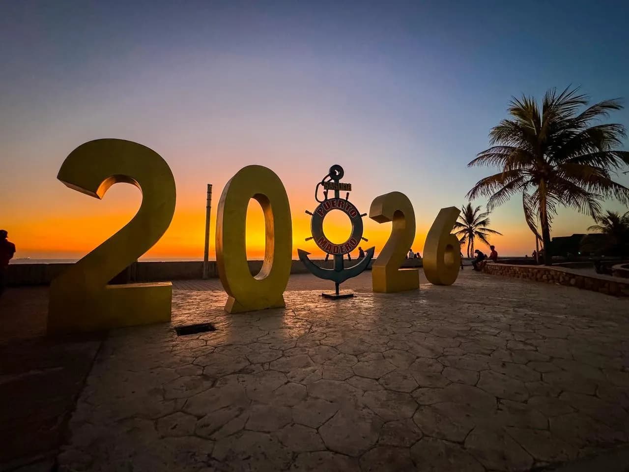 Tapachula se ilumina para esta Navidad: Yamil Melgar