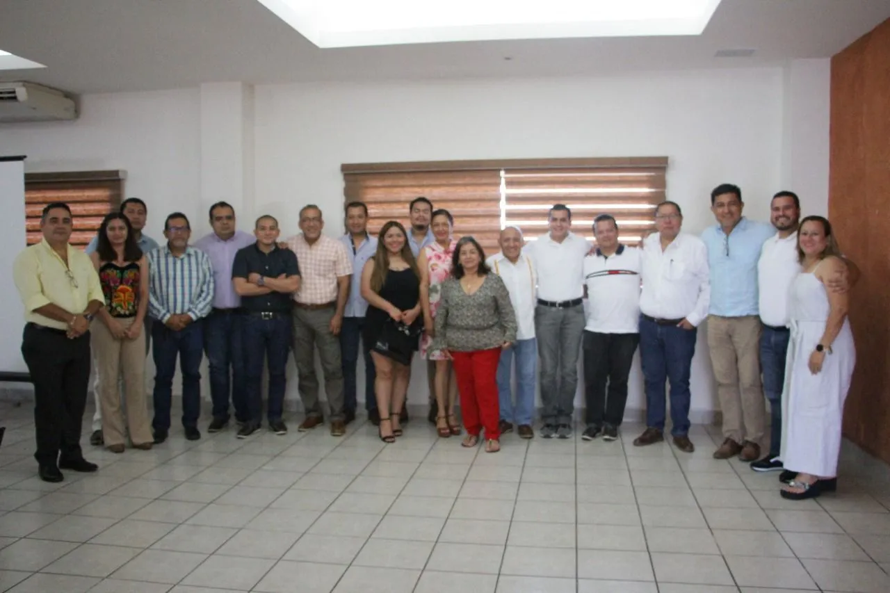 Reconocemos el enorme valor de los médicos en Chiapas: Yamil Melgar.
