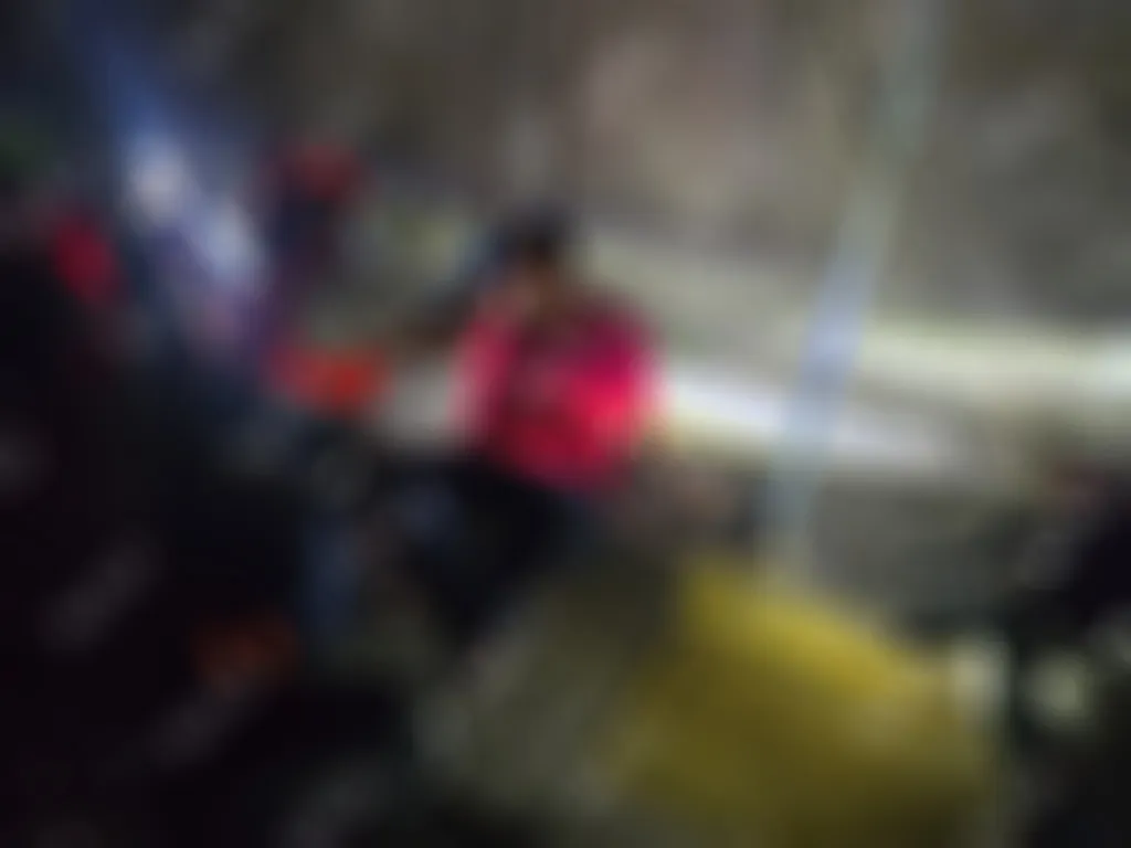 Hombre resulta lesionado en la zona centro – sur de Tapachula; paramédicos le brindan atención en el lugar
