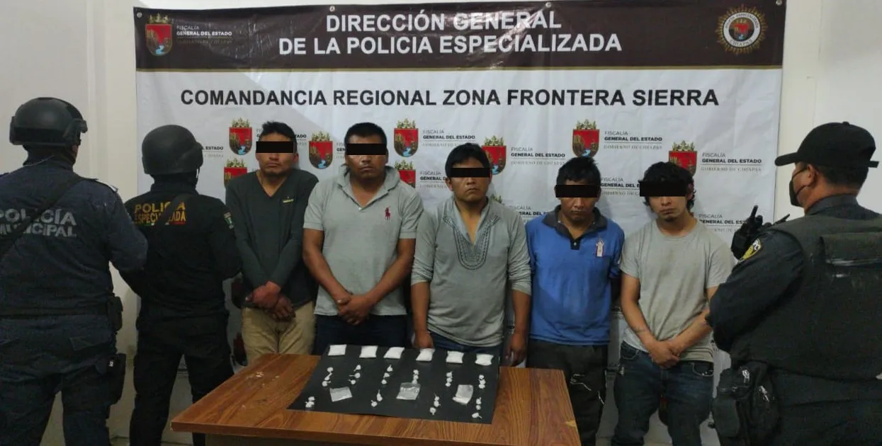 Detiene FGE a cinco personas por delito contra la salud en región Fronteriza