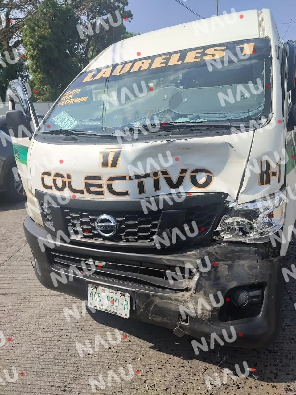 Conductor de unidad de pasaje choca por alcance